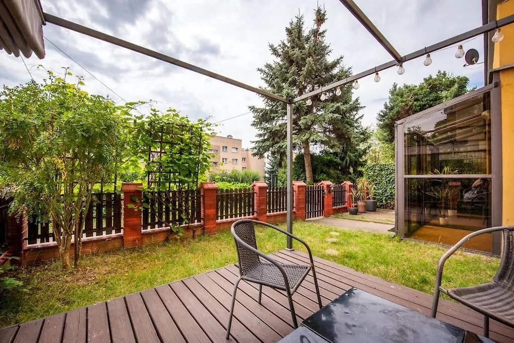 Apartmán Apartament Paryski 4 Pokoje 90M2 2 Poziomy Ogrod Oranzeria Krakov